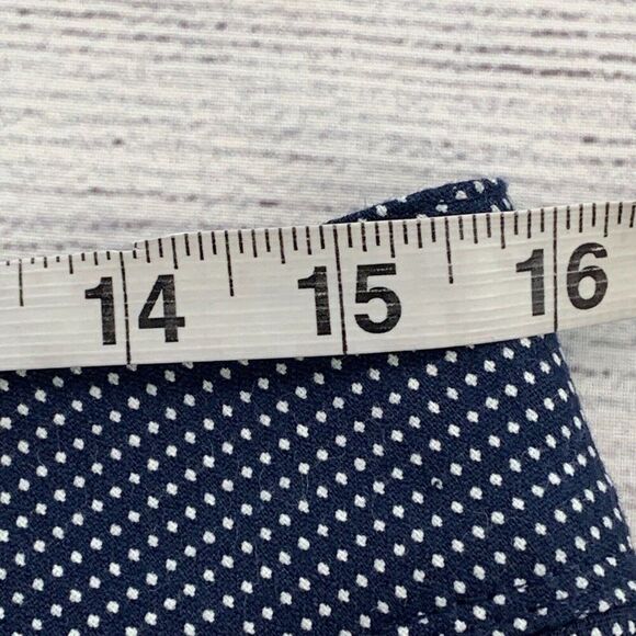 The Limited Shorts sz 6 Navy Polka Dots Tailored Inseam 4.5" New NWT - Picture 2 of 10